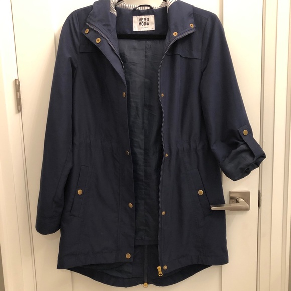 VERO MODA Lightweight Jacket - Picture 5 of 8